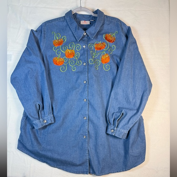 Quacker Factory Tops - Quacker Factory Women's Button Up Jean Shirt with Embroidered Pumpkins Sz 2X